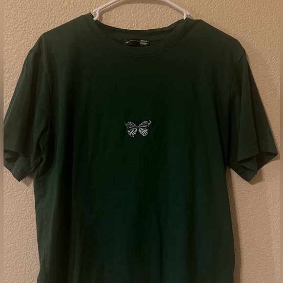 DAZY dark green butterfly embroidery tee - Picture 1 of 4